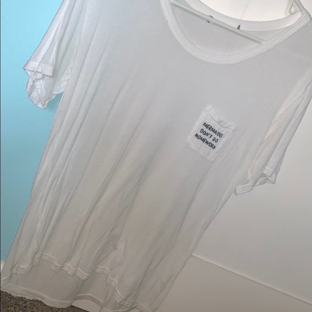 Brandy Melville white tee